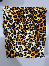 Load image into Gallery viewer, Leopard 2 Pocket Shorts